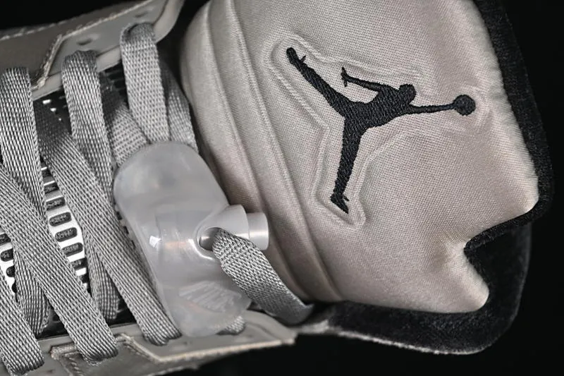 All categories Air Jordan Jordan series basketball shoes Air Jordan 5 Air Jordan 5 Retro "Wings" AJ5 Joe 5 silver silk IO2038-001